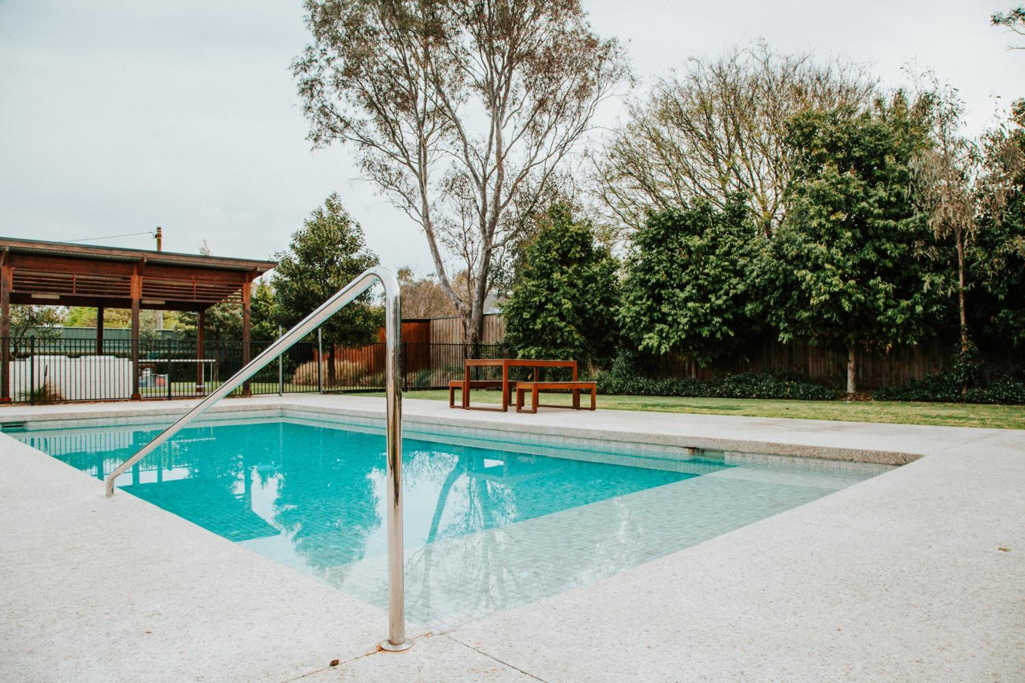 Nagambie Waterfront Motel Exterior foto